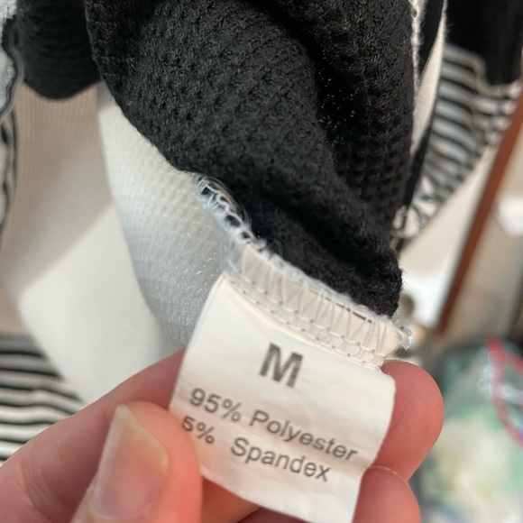 Color Block Waffle Top - Picture 3 of 3